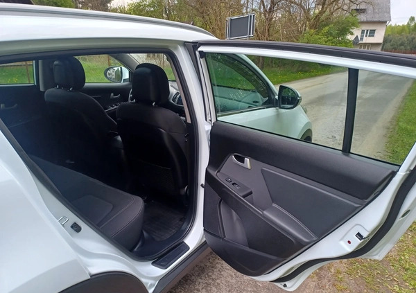 Kia Sportage cena 59900 przebieg: 93000, rok produkcji 2014 z Chęciny małe 466